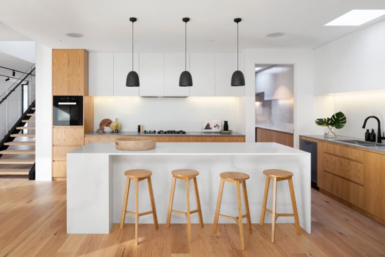 10 Tips for Creating the Minimalist Kitchen of Your Dreams